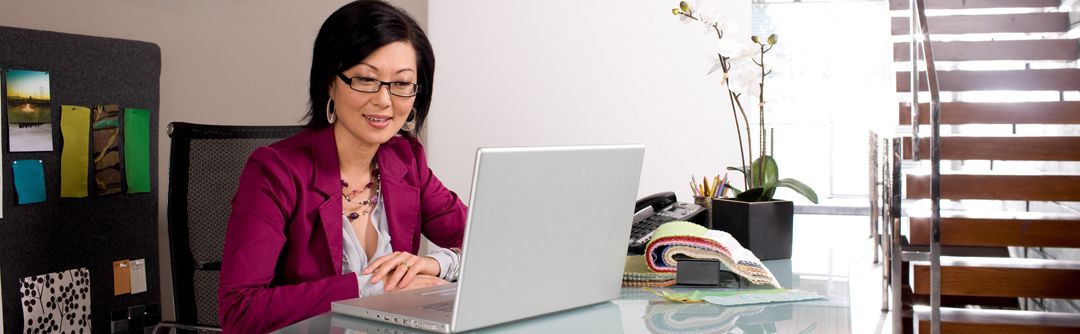 woman on her laptop